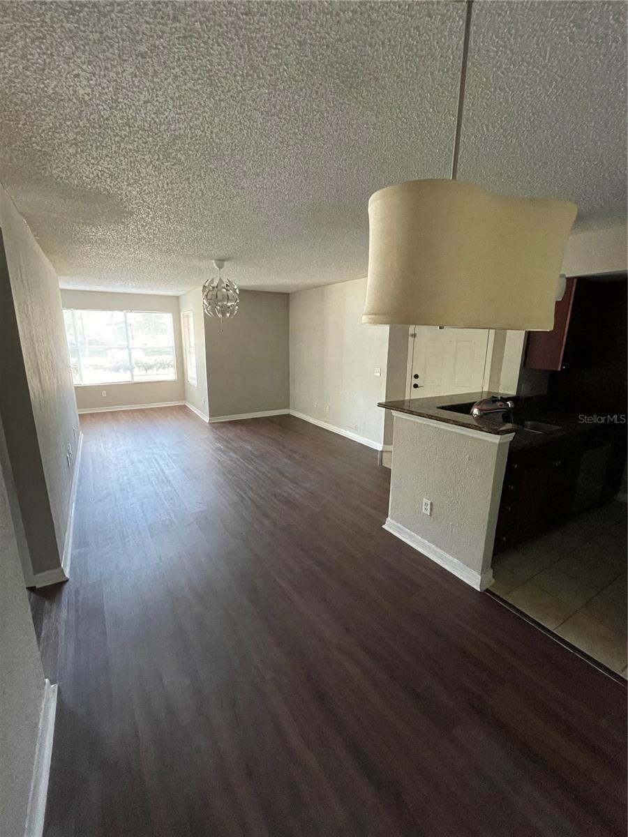 Image 9 of 18 For 5148 Conroy Road 1214