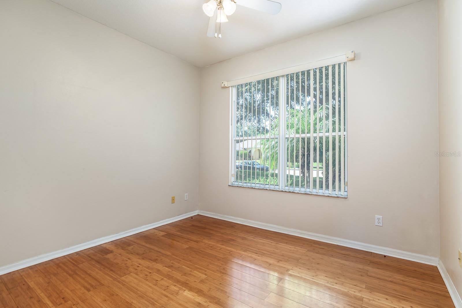 Image 18 of 22 For 1601 Stoneywood Way
