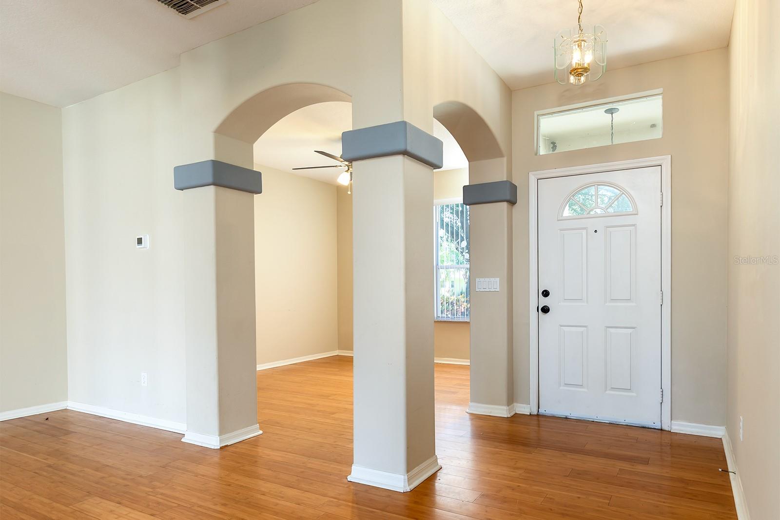 Image 3 of 22 For 1601 Stoneywood Way