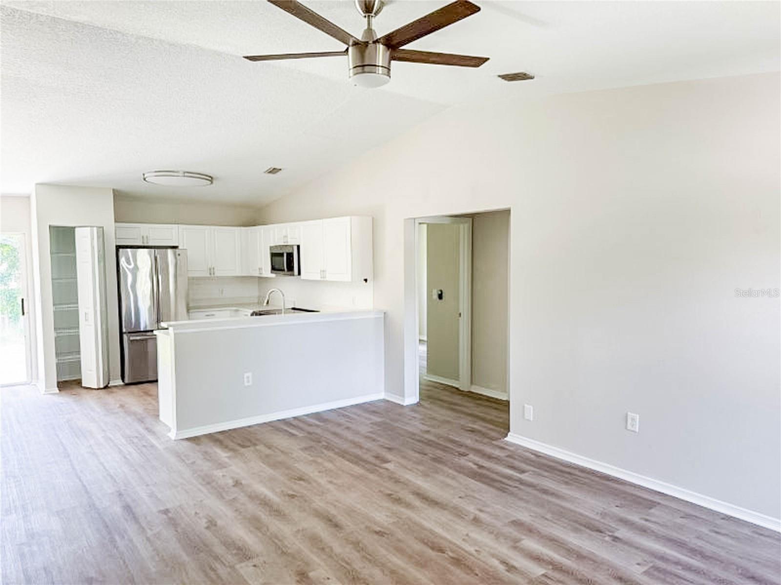 Image 9 of 15 For 2017 17th Avenue W