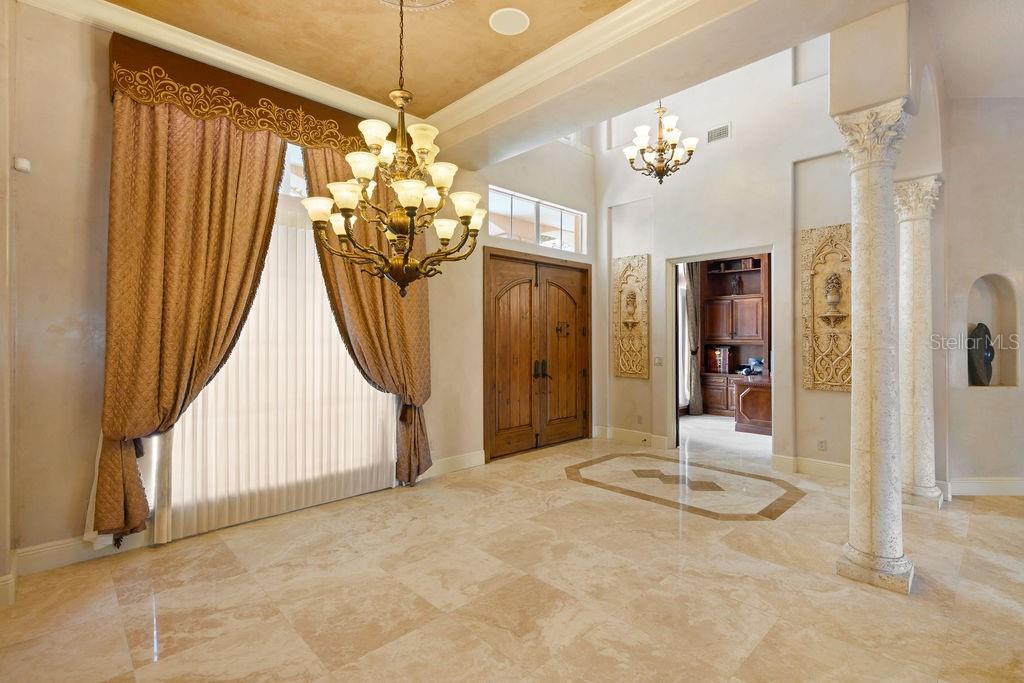 Image 4 of 56 For 11209 Macaw Court