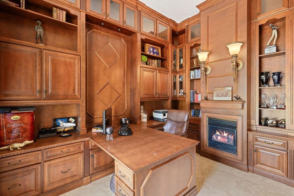 Image 7 of 56 For 11209 Macaw Court