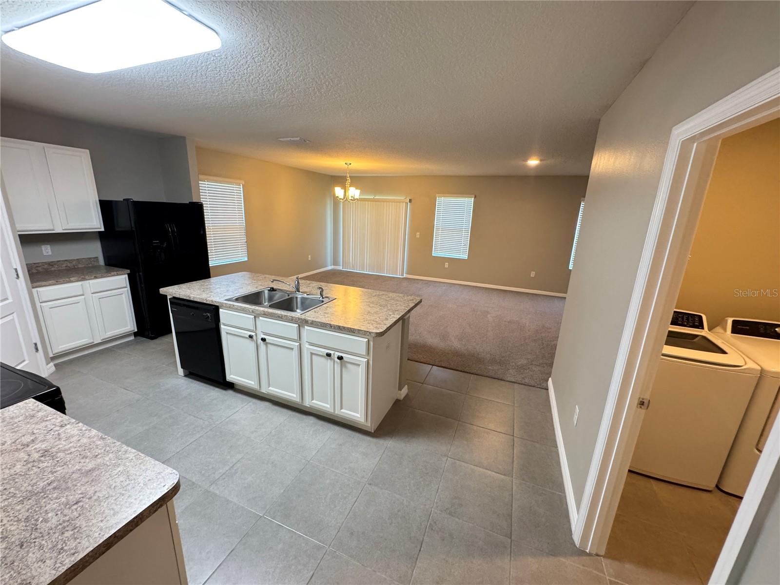 Image 18 of 33 For 2323 Silver View Drive