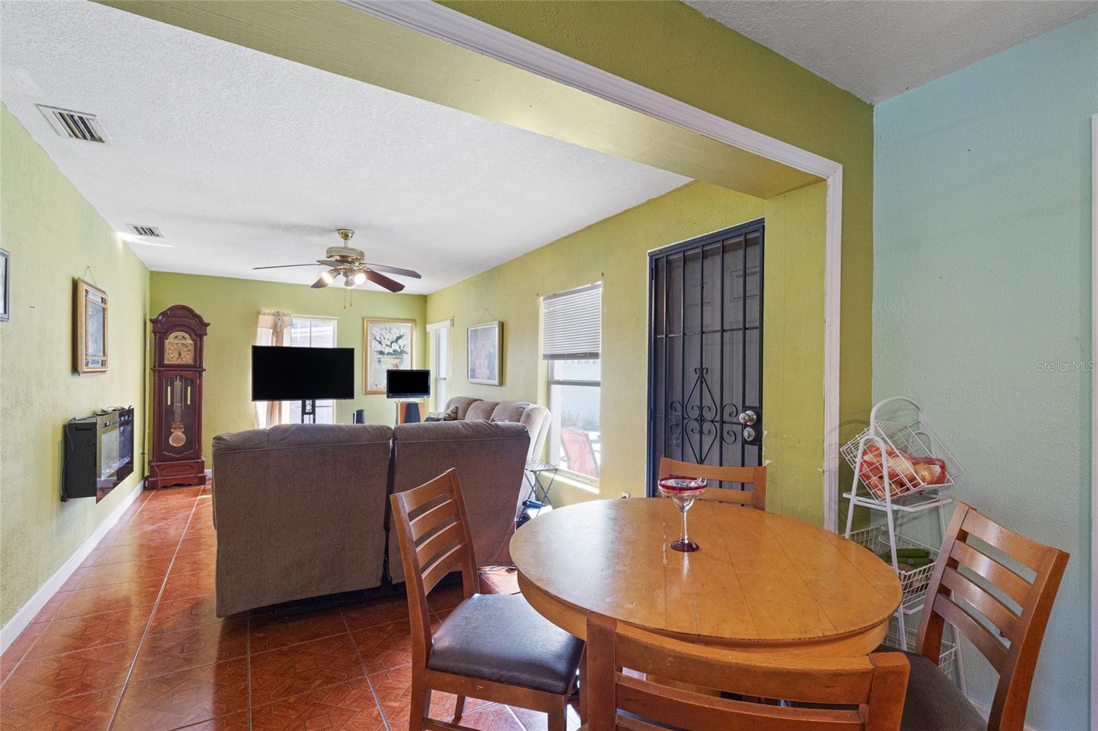 Image 12 of 33 For 1607 Lake Lorine Drive