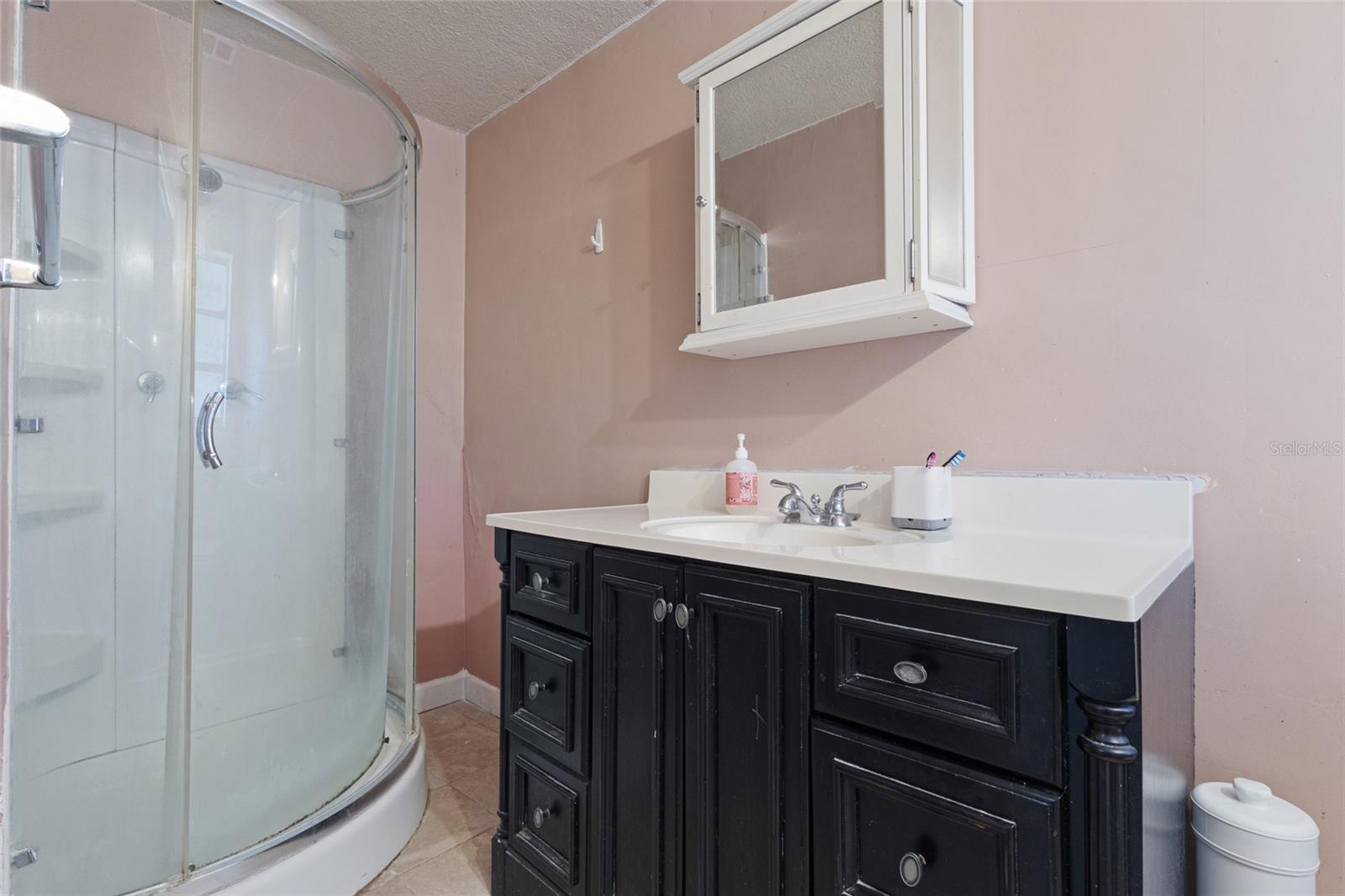 Image 19 of 33 For 1607 Lake Lorine Drive