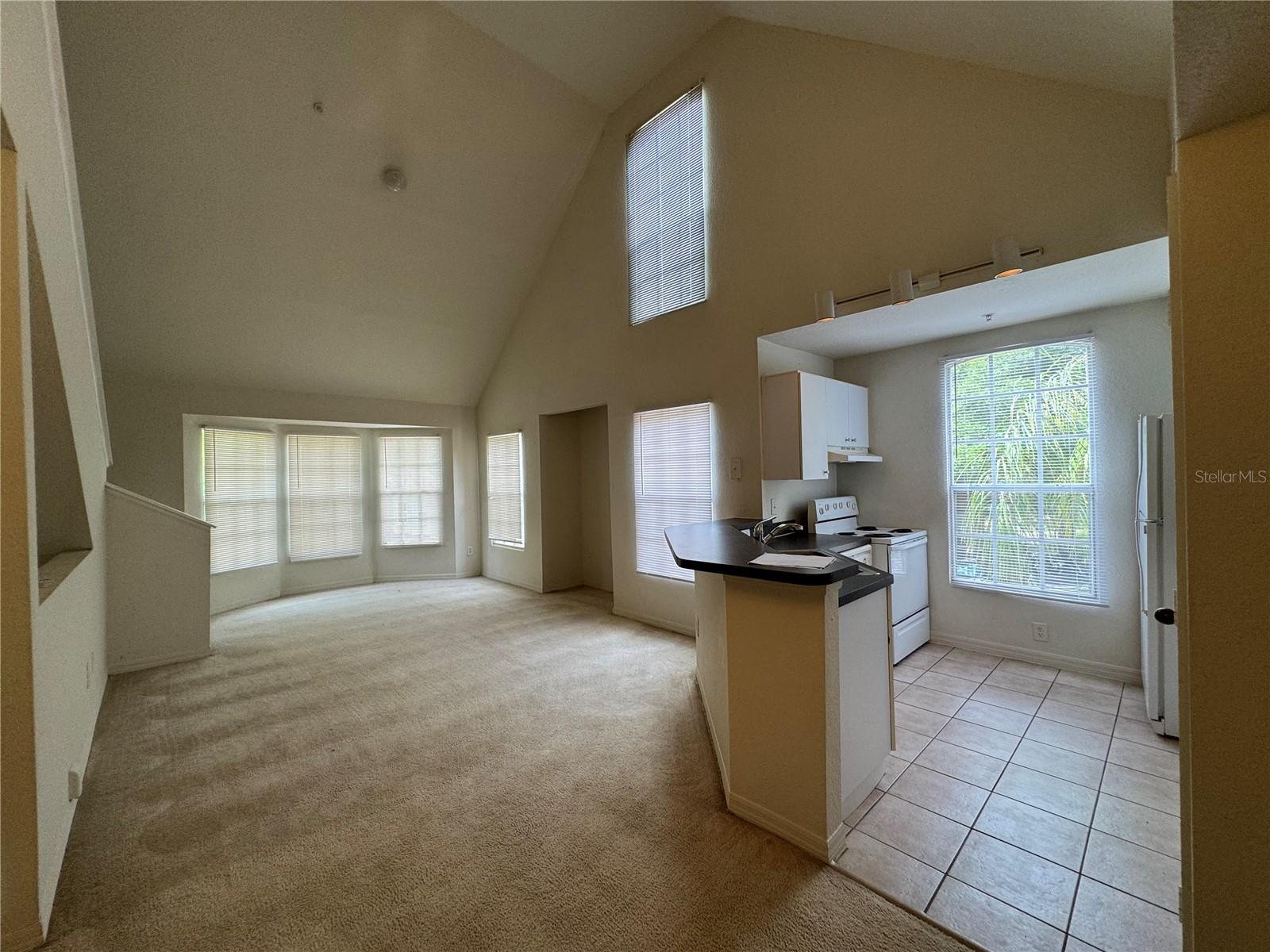 Image 6 of 9 For 6424 Raleigh Street 3114