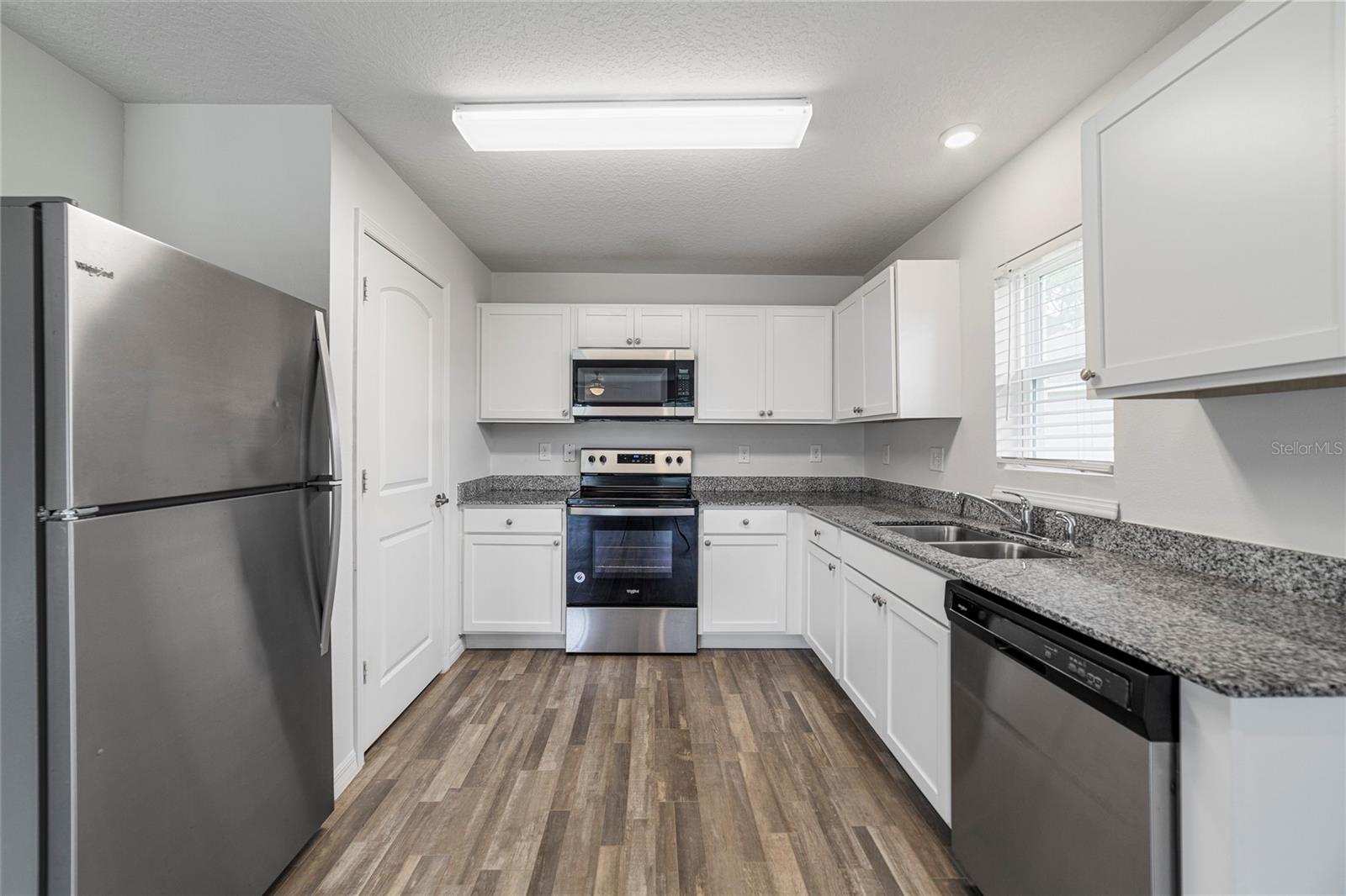Image 2 of 9 For 705 Gila Drive