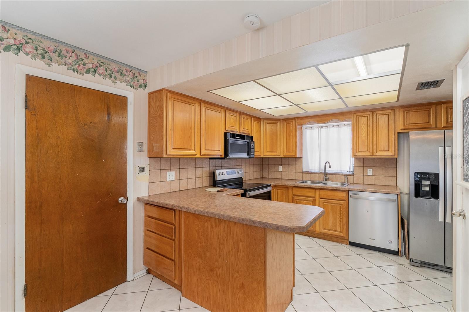 Image 14 of 30 For 1625 Lema Drive