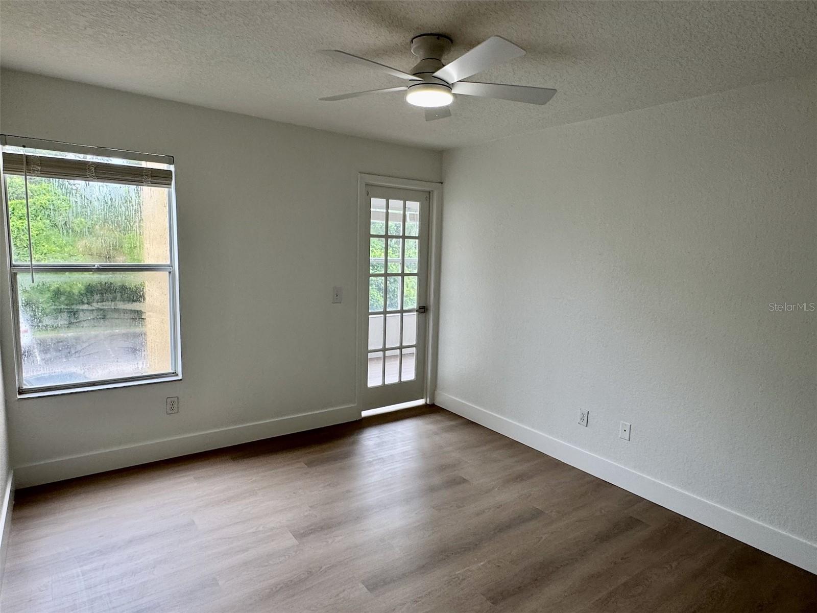Image 13 of 28 For 5144 Conroy Road 1028