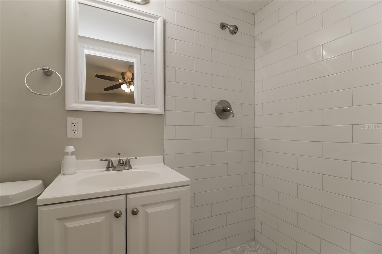 Image 11 of 16 For 7709 Sun Vista Way