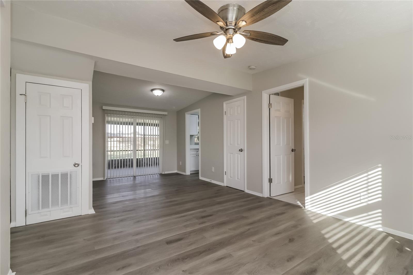 Image 3 of 16 For 7709 Sun Vista Way