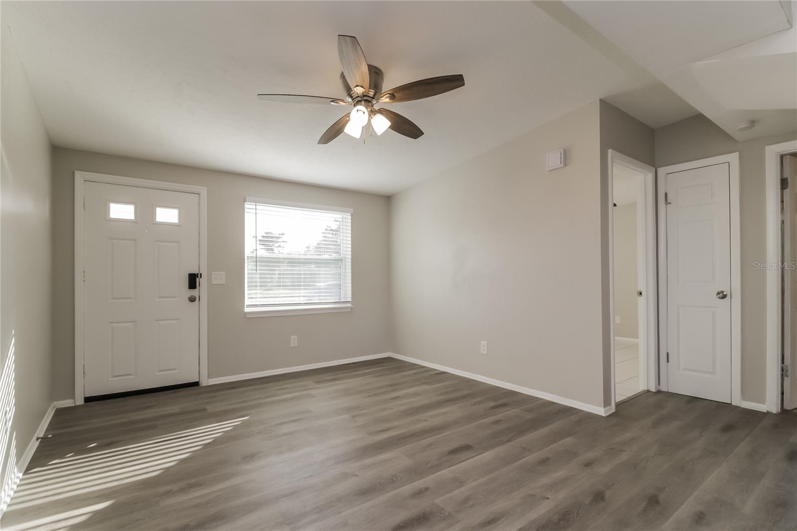 Image 4 of 16 For 7709 Sun Vista Way