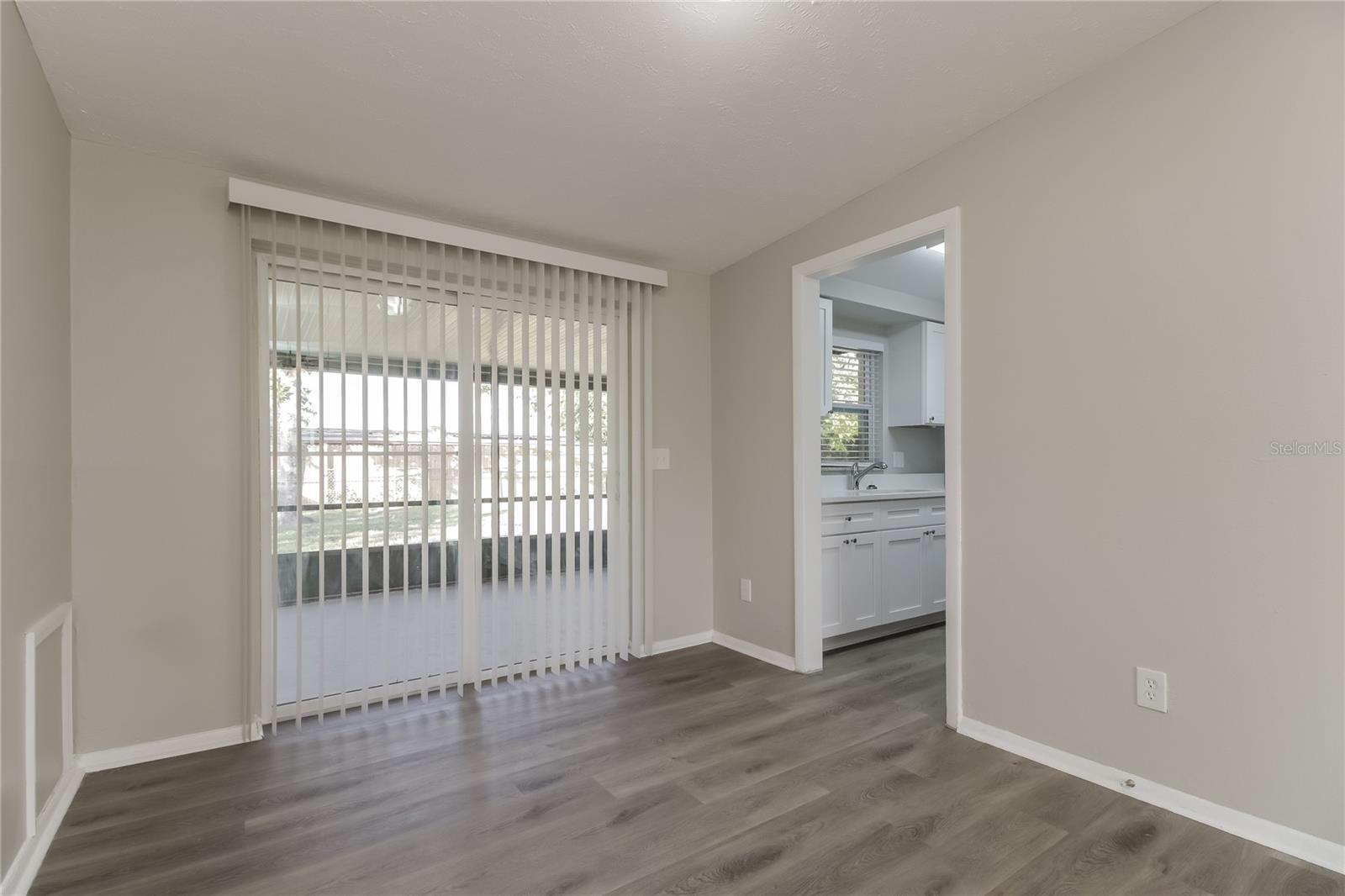 Image 5 of 16 For 7709 Sun Vista Way