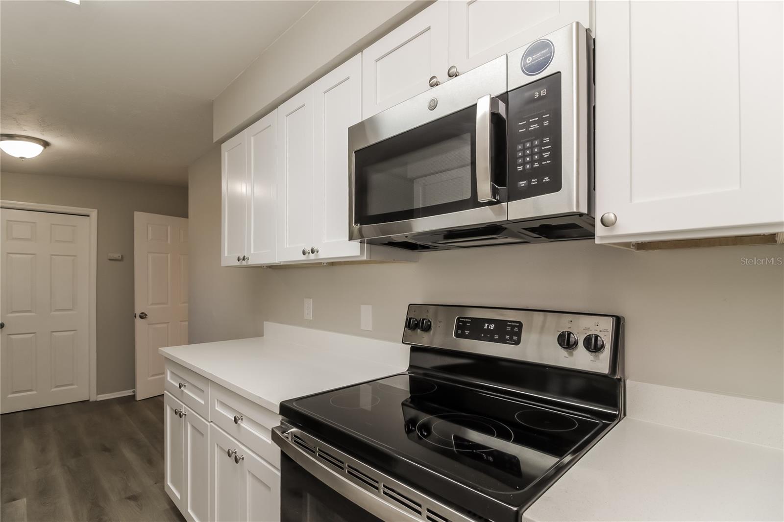 Image 6 of 16 For 7709 Sun Vista Way