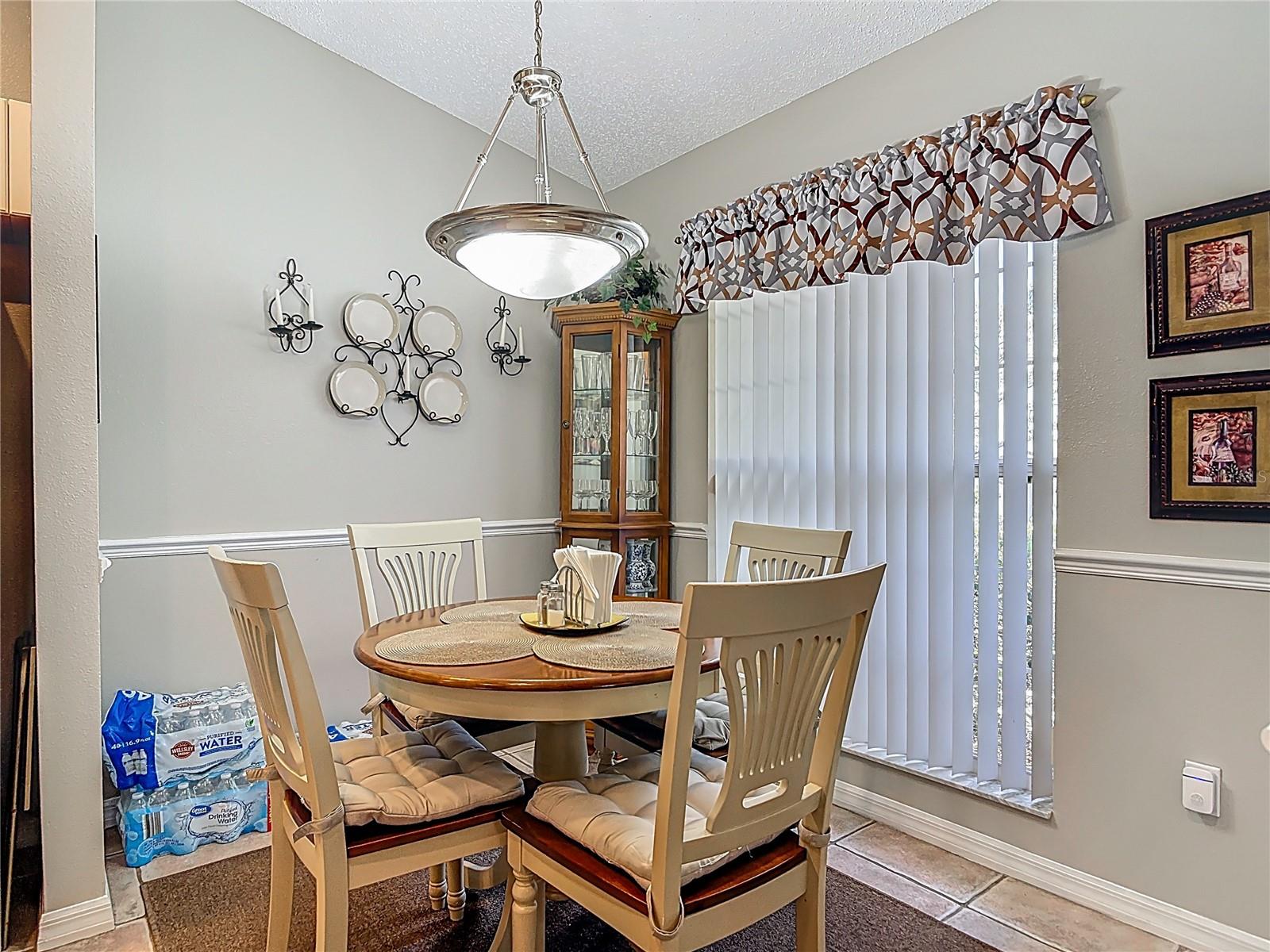 Image 11 of 30 For 477 Haversham Road