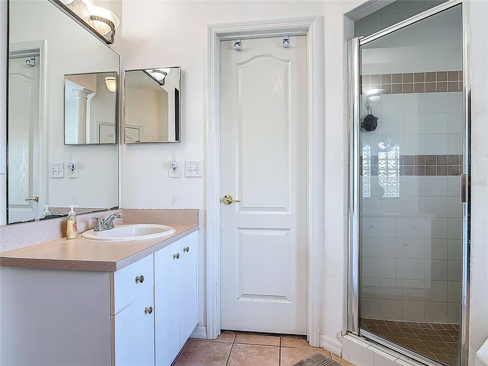 Image 21 of 30 For 477 Haversham Road