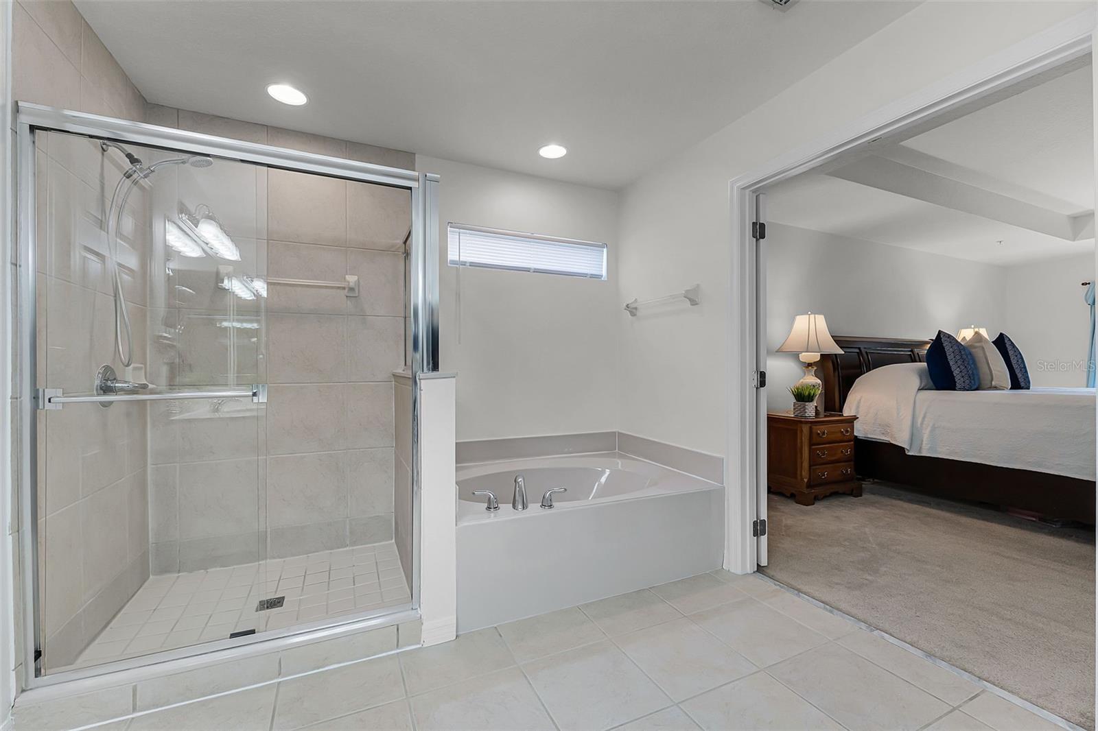 Image 14 of 30 For 9696 Moss Rose Way