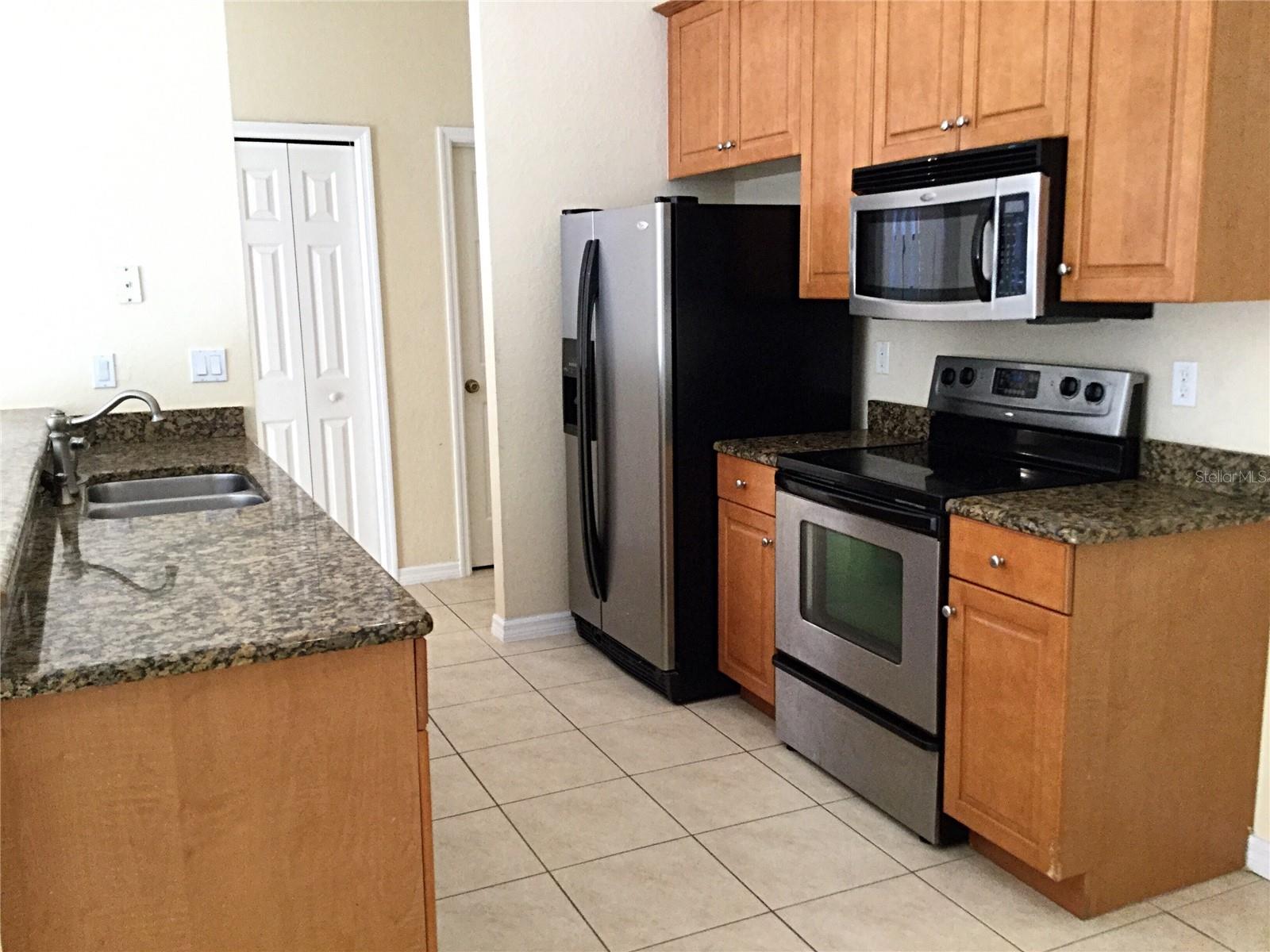 Image 5 of 22 For 414 Caraway Drive