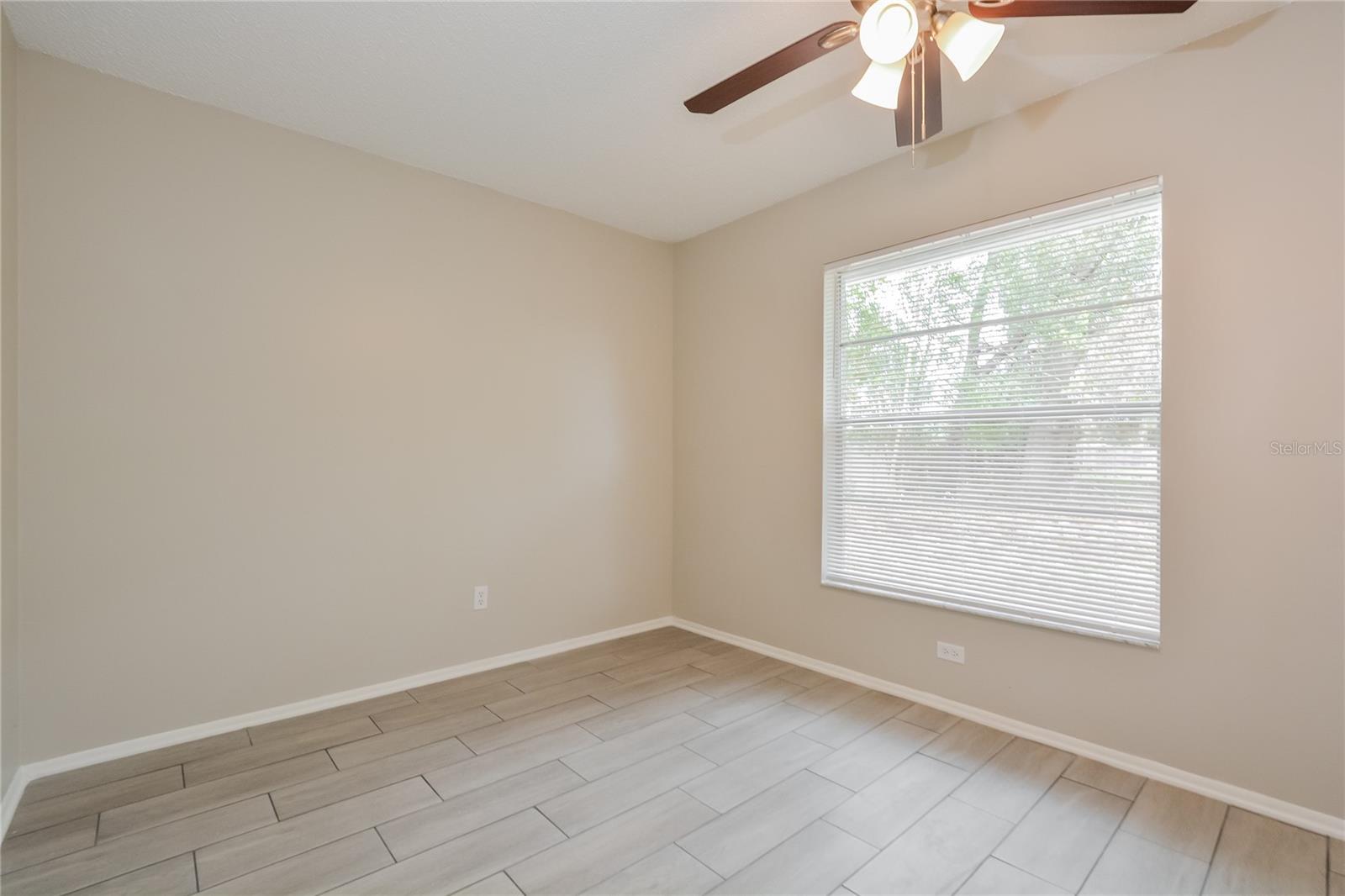 Image 11 of 16 For 908 Normandy Boulevard