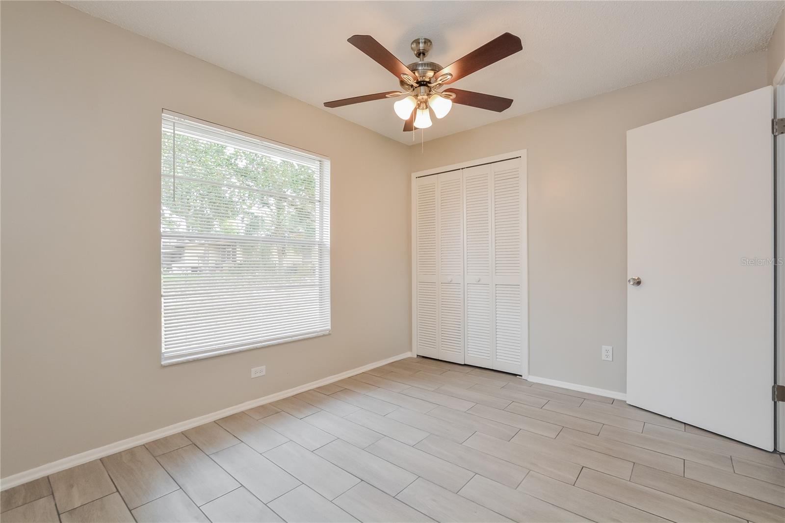 Image 12 of 16 For 908 Normandy Boulevard