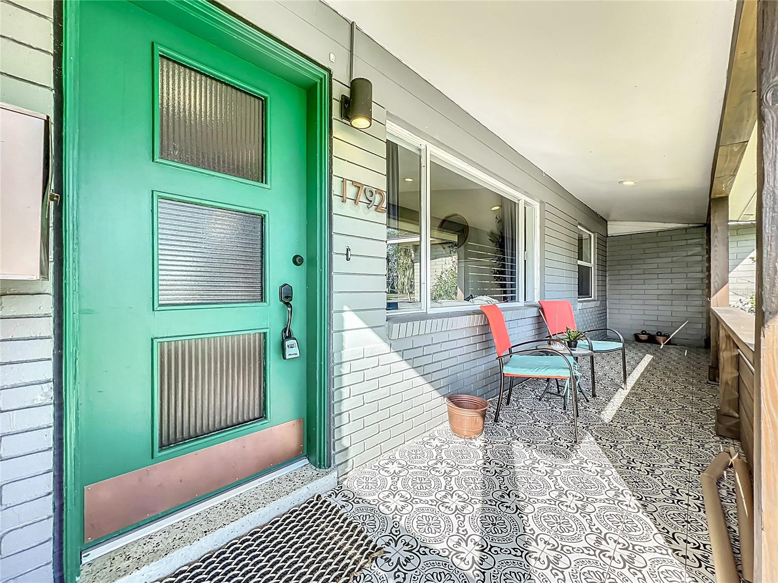 Image 2 of 34 For 1792 Killarney Drive