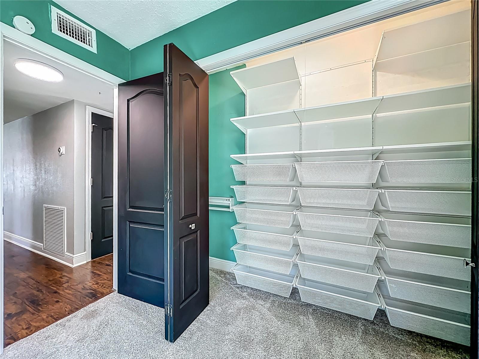 Image 21 of 34 For 1792 Killarney Drive