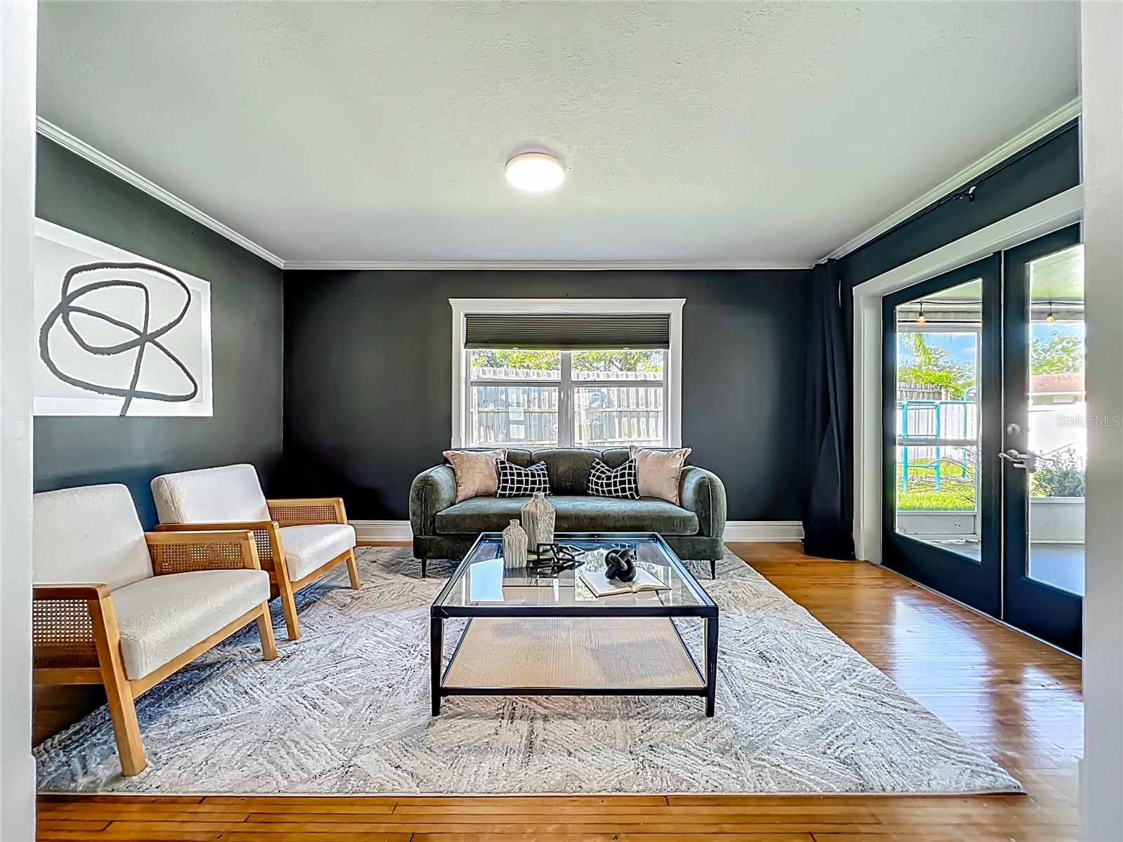 Image 5 of 34 For 1792 Killarney Drive