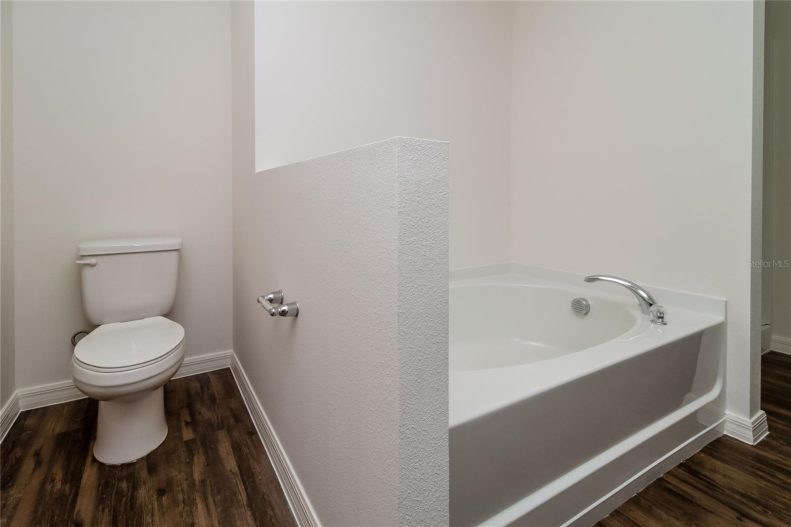 Image 11 of 16 For 1610 Orne Street