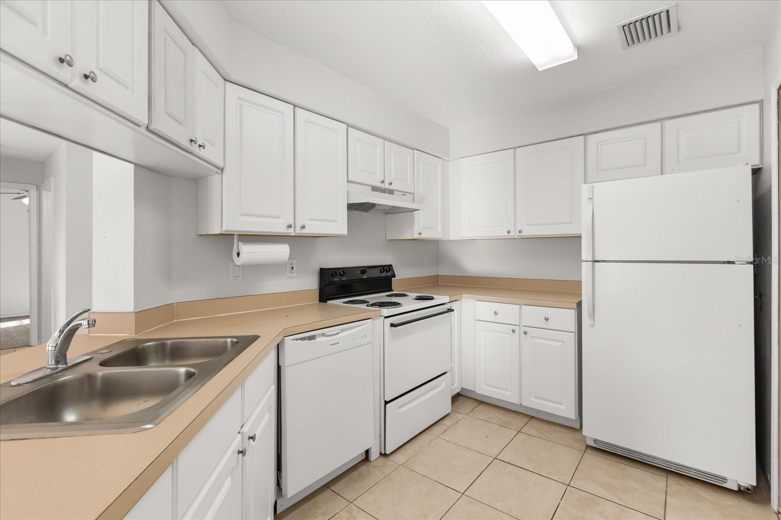 Image 11 of 22 For 2550 Alafaya Trail 7204