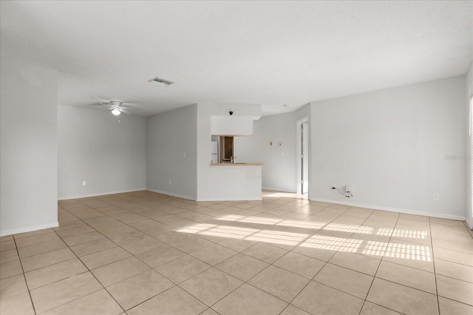 Image 5 of 22 For 2550 Alafaya Trail 7204
