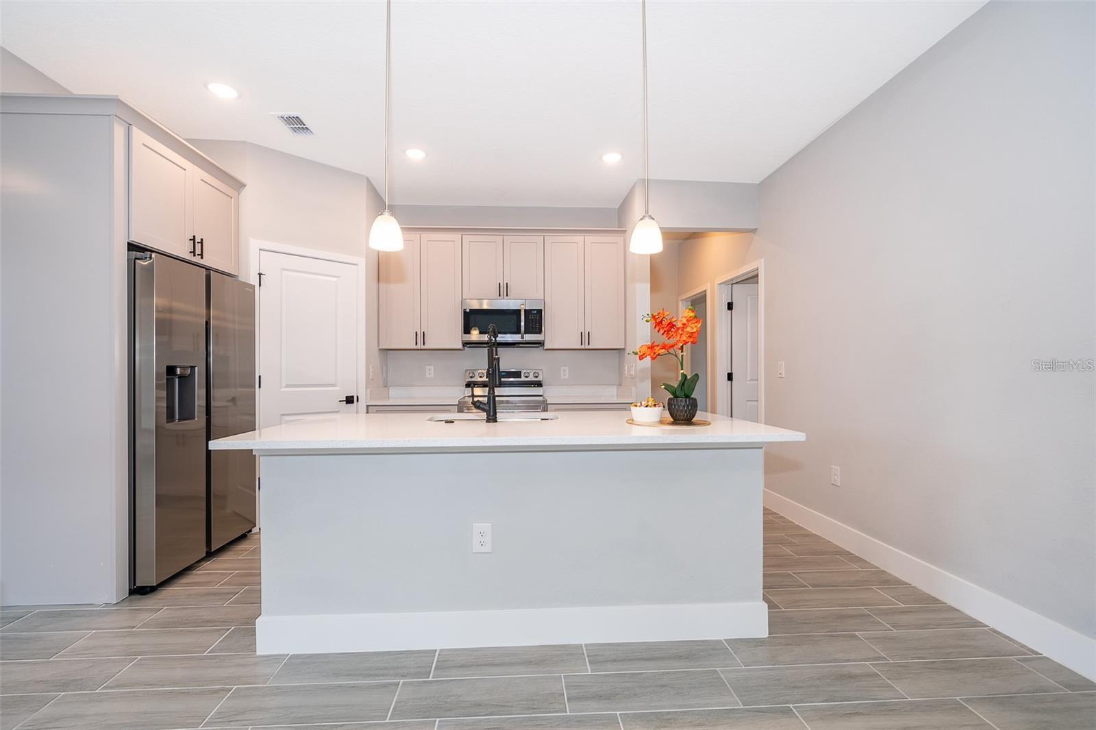 Image 3 of 11 For 15321 43rd Avenue Road