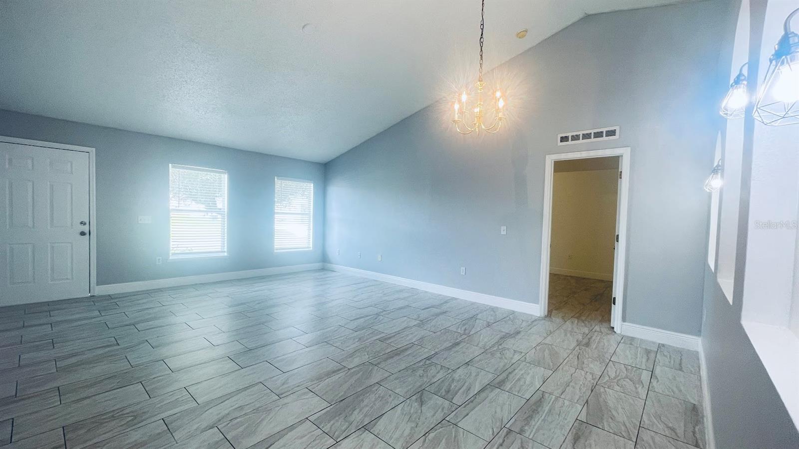 Image 2 of 30 For 729 Del Rio Way