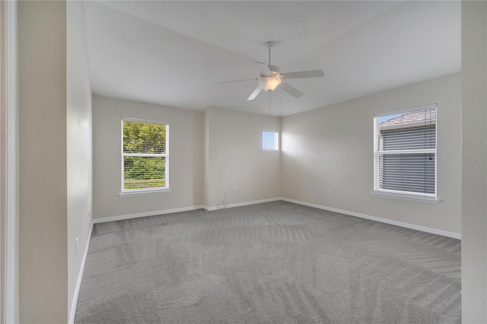 Image 23 of 36 For 6408 Goldenrod Road 4c