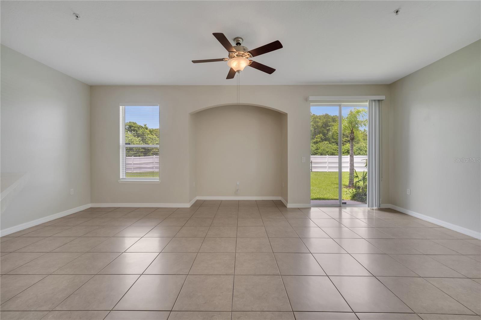 Image 7 of 36 For 6408 Goldenrod Road 4c