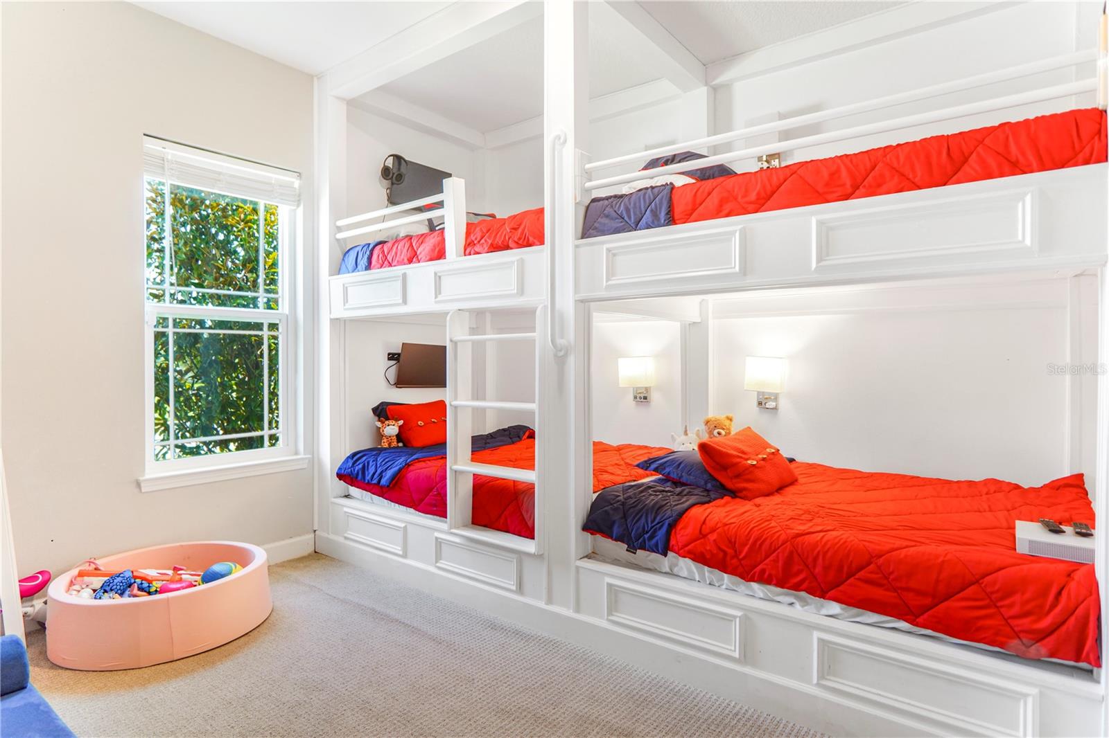Image 3 of 71 For 694 Brooks Field Drive