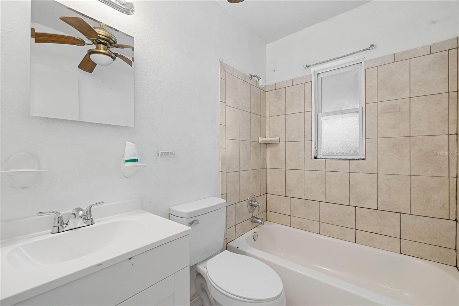 Image 13 of 17 For 7725 Udine Avenue