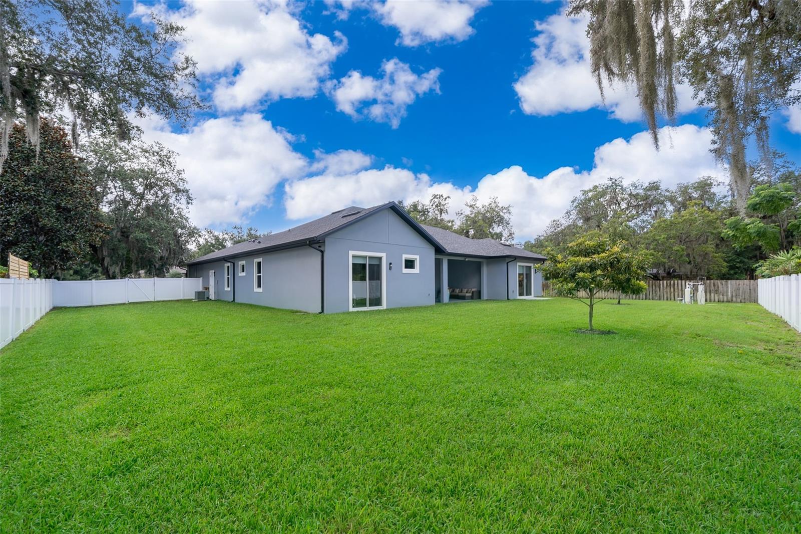Image 31 of 33 For 2766 Shannin Drive