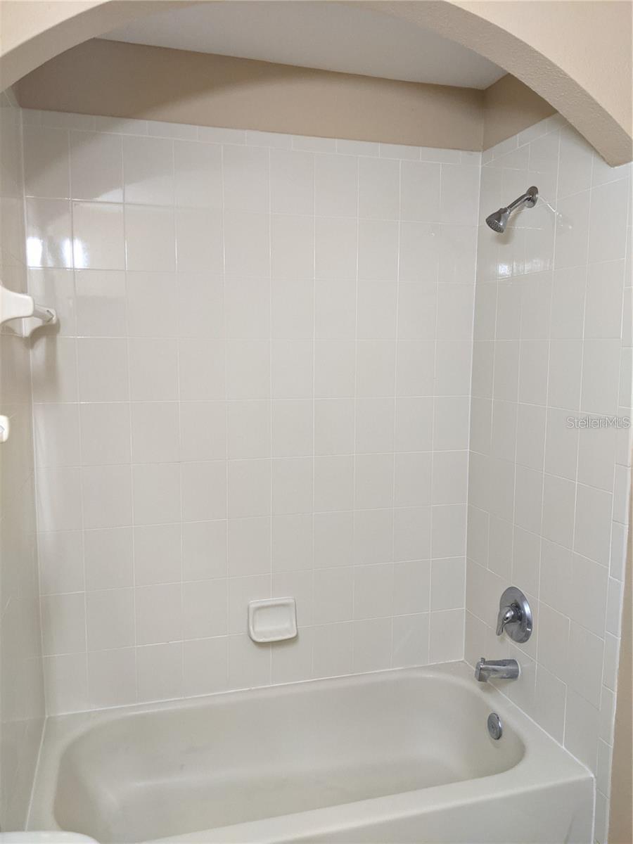 Image 16 of 25 For 10272 Park Commons Drive