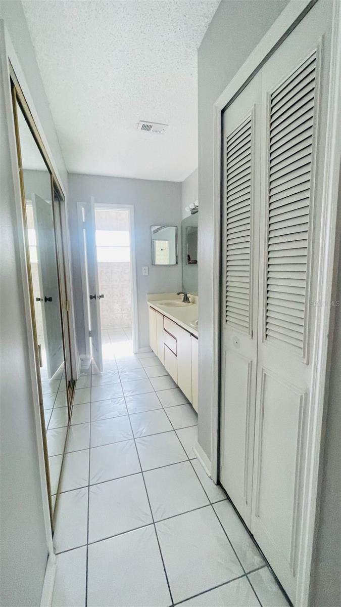 Image 12 of 13 For 1613 Little River Drive 7