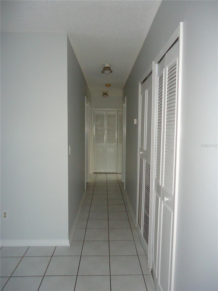 Image 3 of 13 For 1613 Little River Drive 7