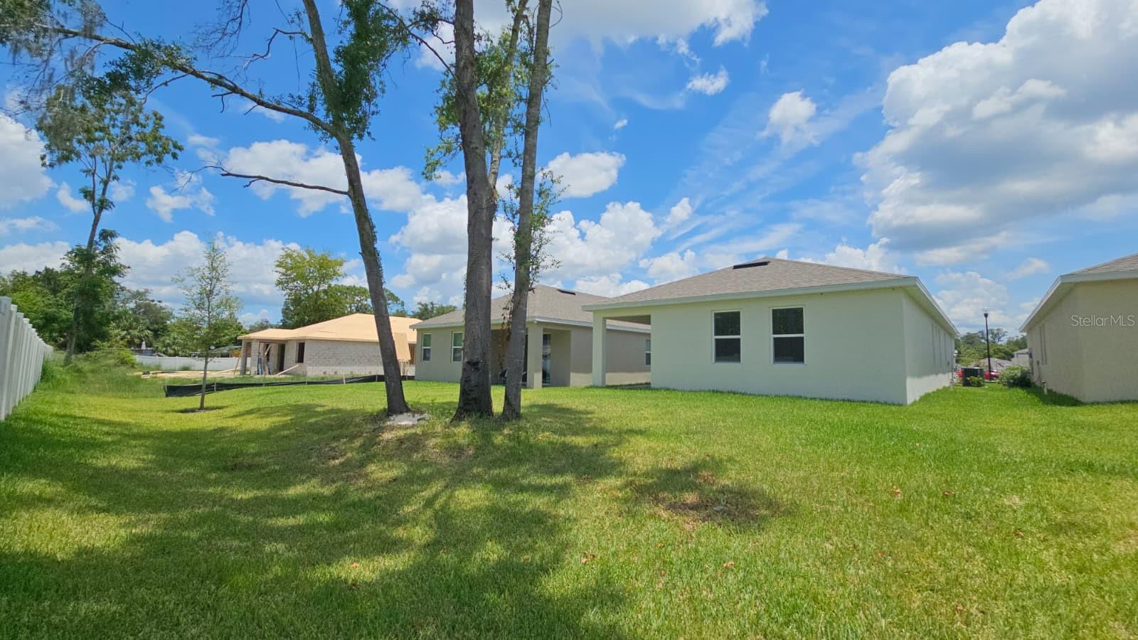 Image 22 of 22 For 722 Lemon Avenue