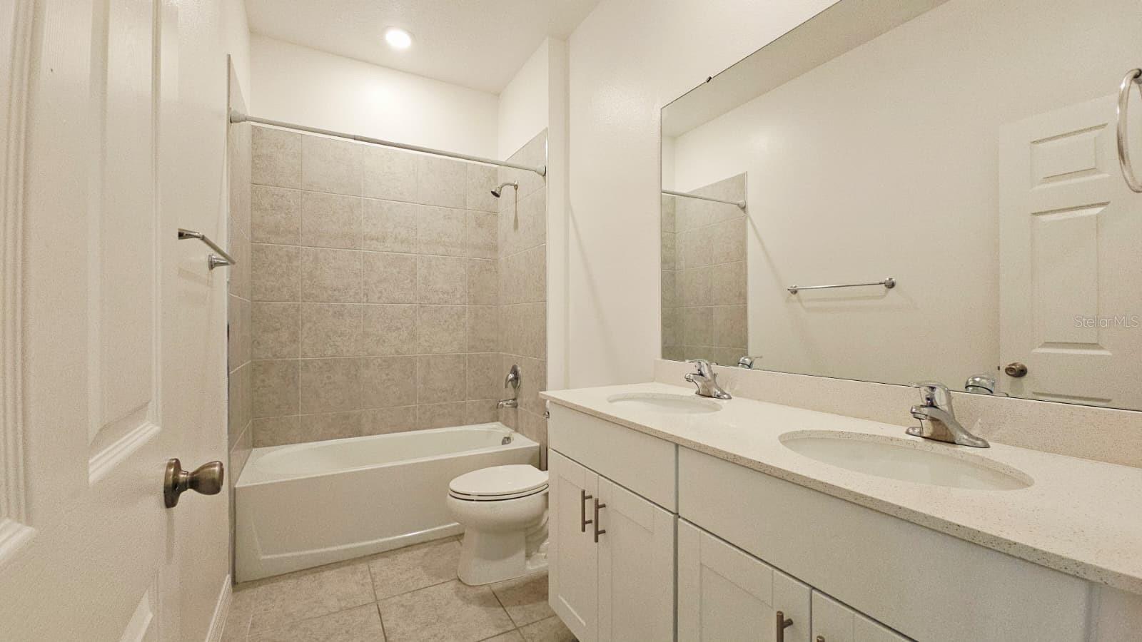 Image 9 of 22 For 722 Lemon Avenue