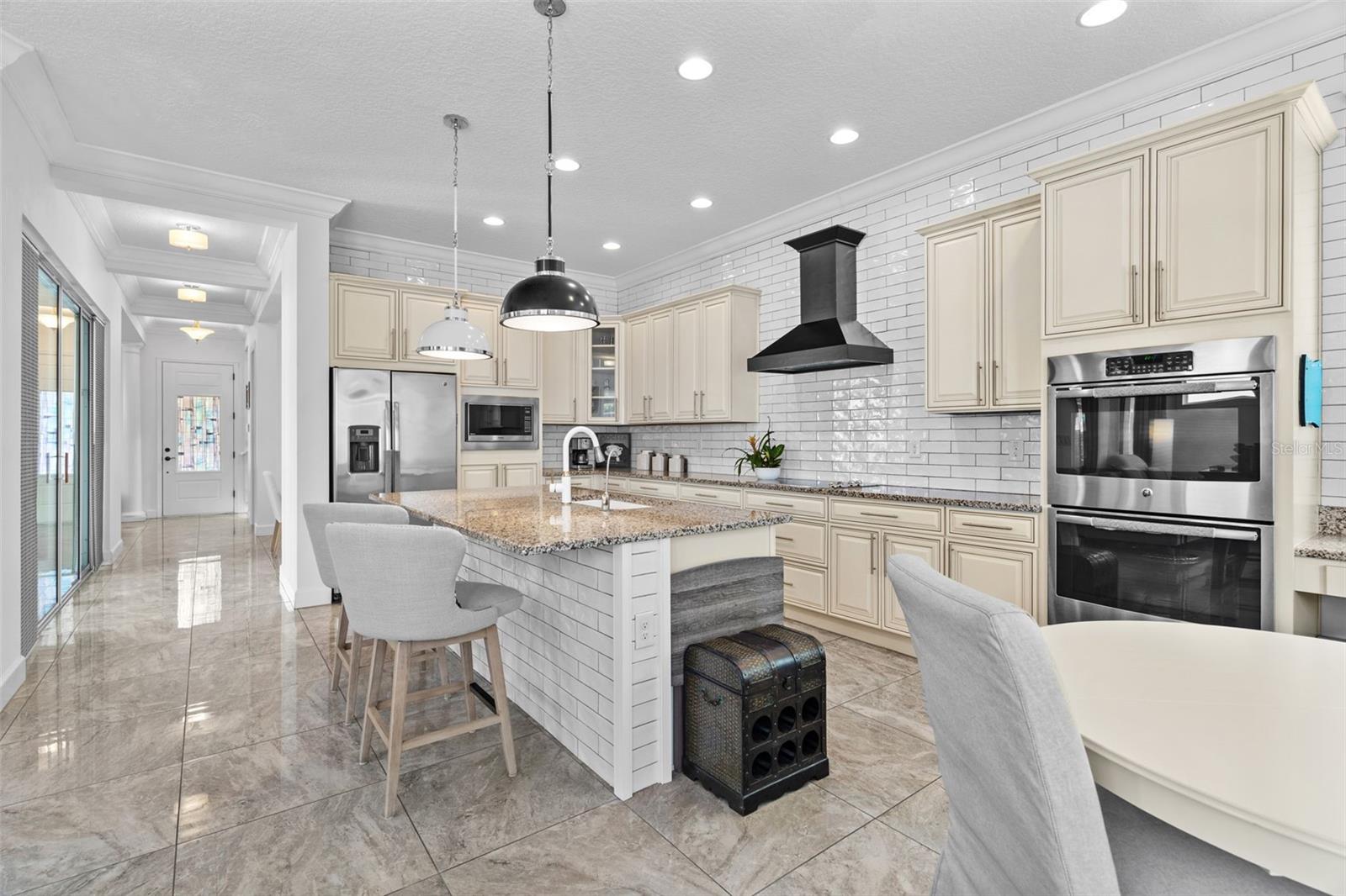 Image 10 of 44 For 13812 Eliot Avenue