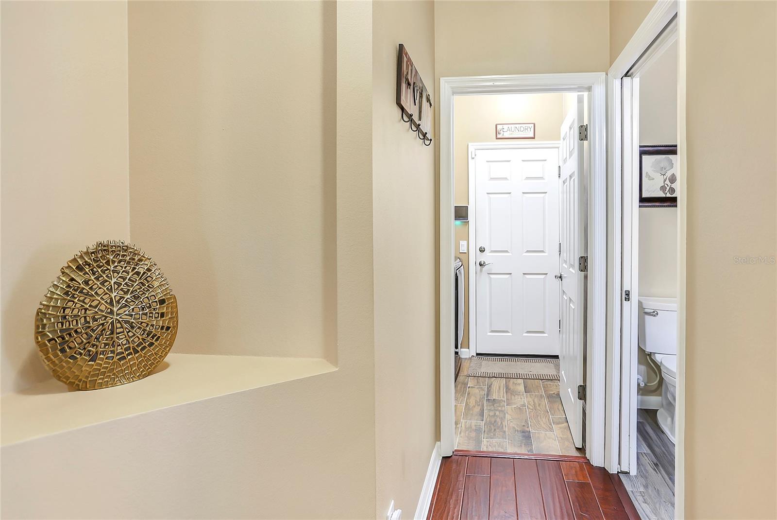 Image 17 of 45 For 15203 Stonebriar Way