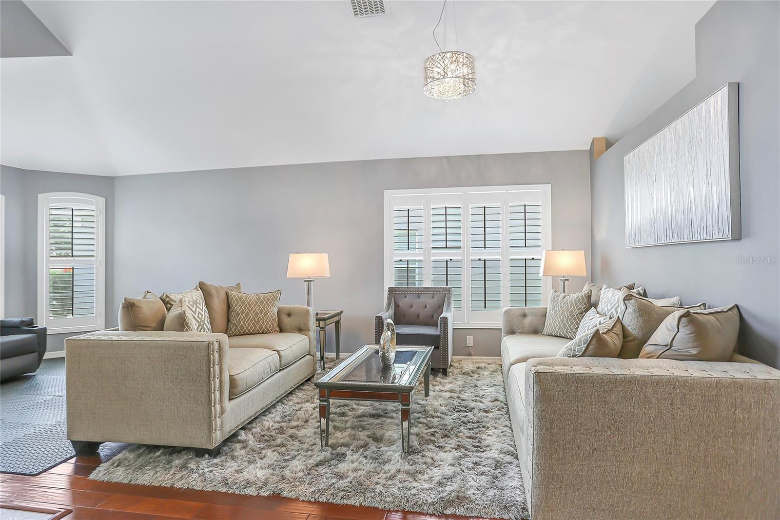 Image 4 of 45 For 15203 Stonebriar Way