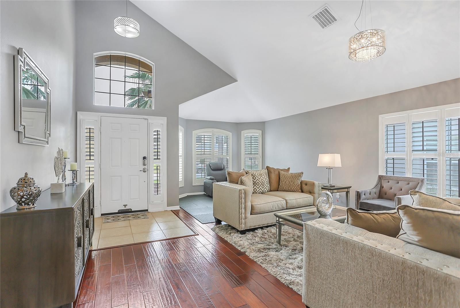 Image 6 of 45 For 15203 Stonebriar Way