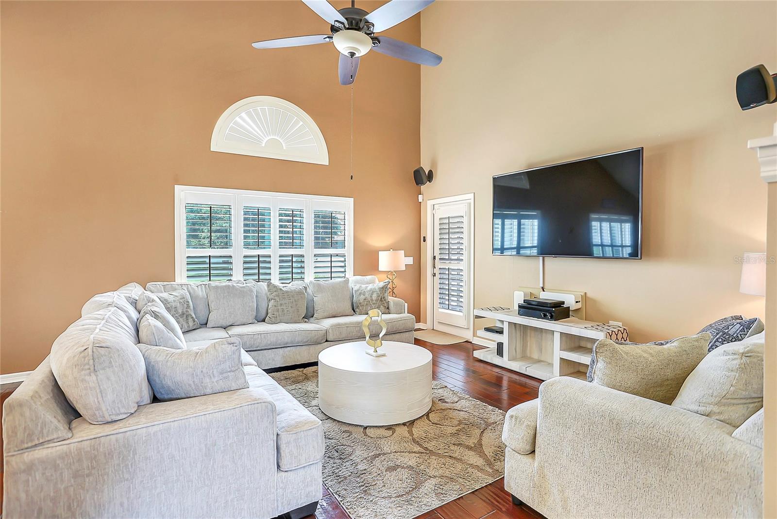 Image 7 of 45 For 15203 Stonebriar Way