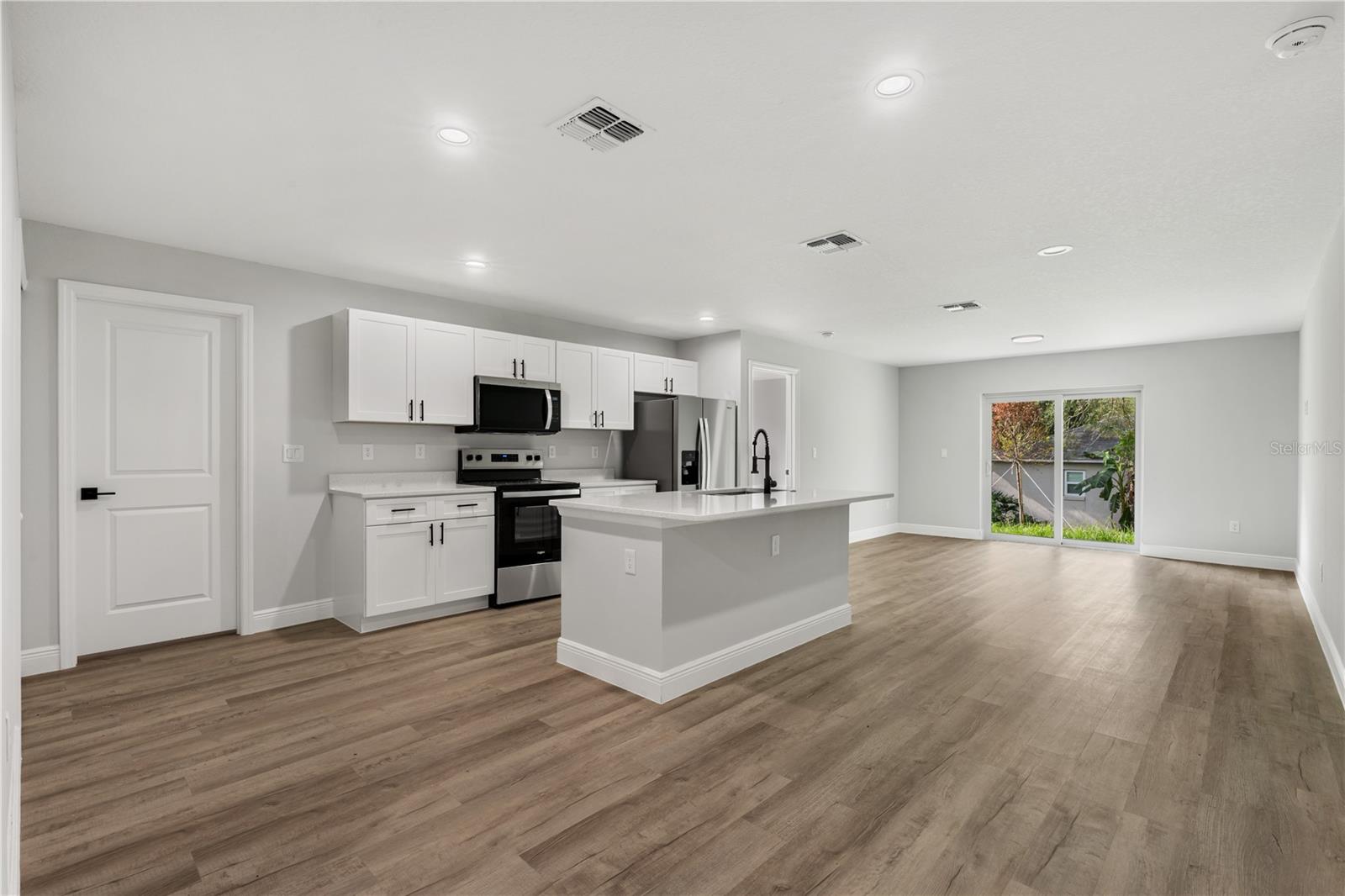 Image 7 of 20 For 1698 17th Street