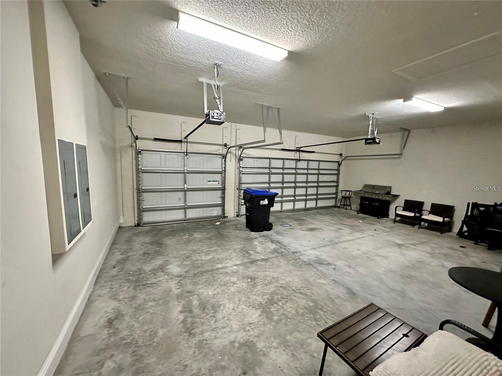 Image 19 of 21 For 9569 Royal Estates Boulevard