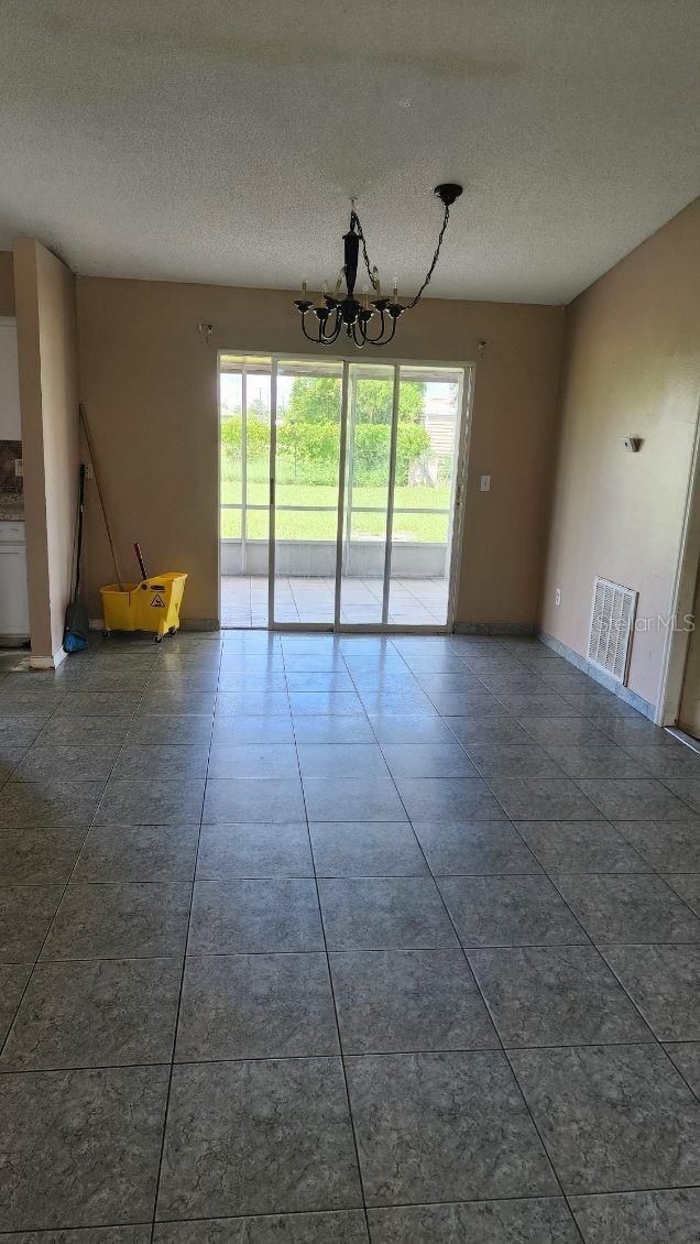 Image 3 of 4 For 4724 Manatee Drive